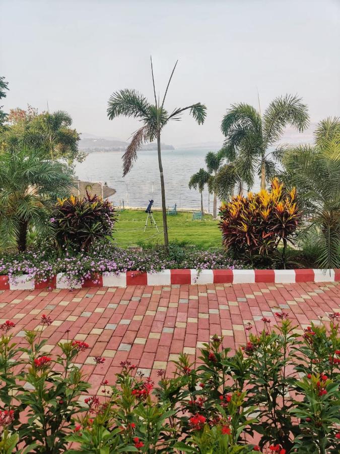 Sunshine Resort Pune Eksteriør billede