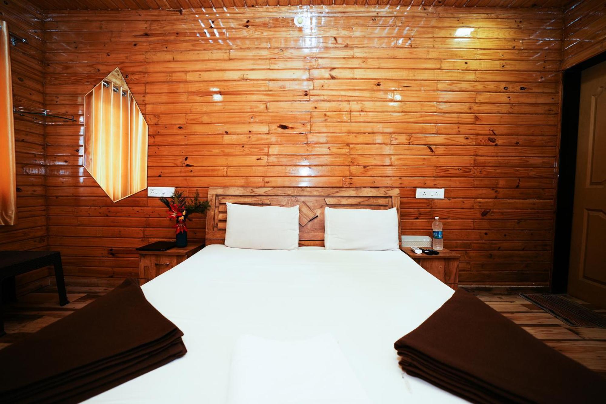 Sunshine Resort Pune Eksteriør billede