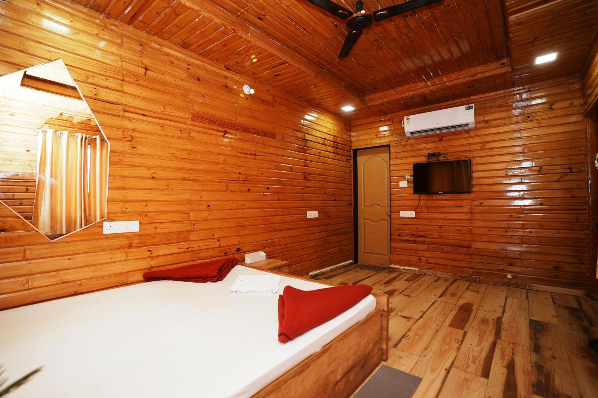 Sunshine Resort Pune Eksteriør billede
