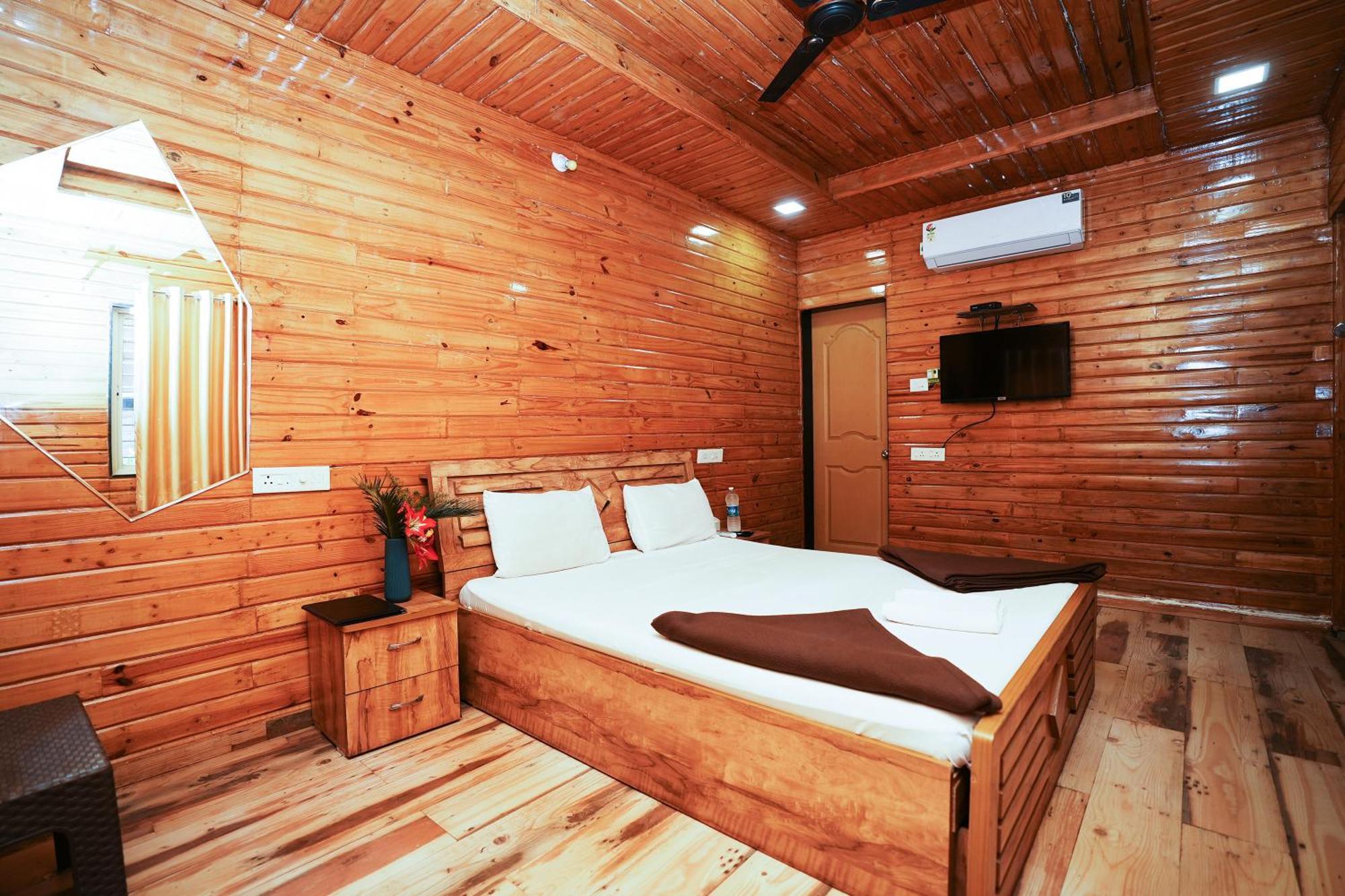 Sunshine Resort Pune Eksteriør billede